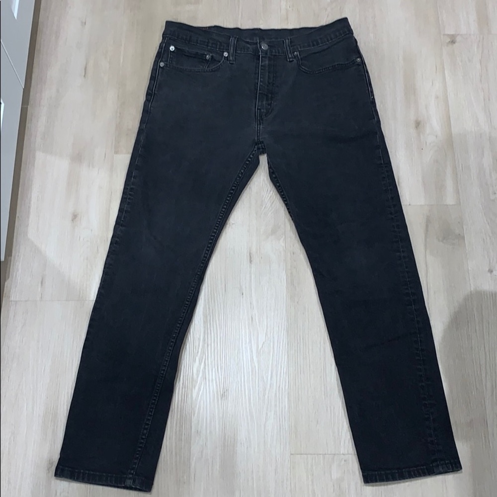 Levi’s 502 Jeans
